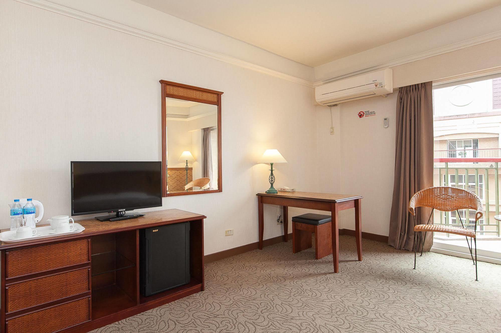 Hoya Hotel Wenquan Exteriör bild